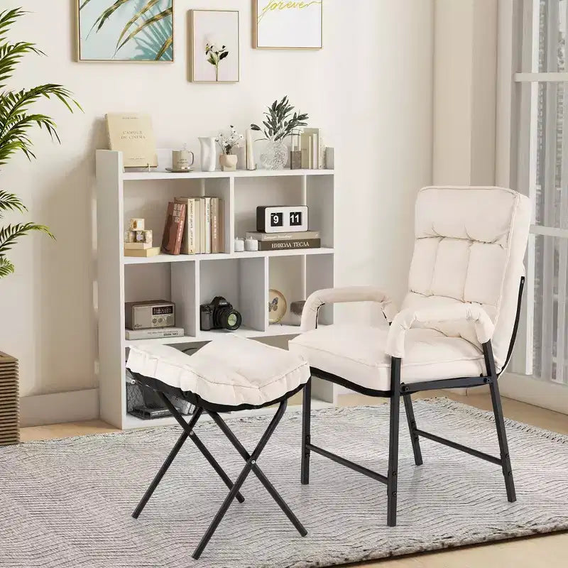 Poltrona moderna con pouf Poltrona in tessuto di lino con schienale regolabile