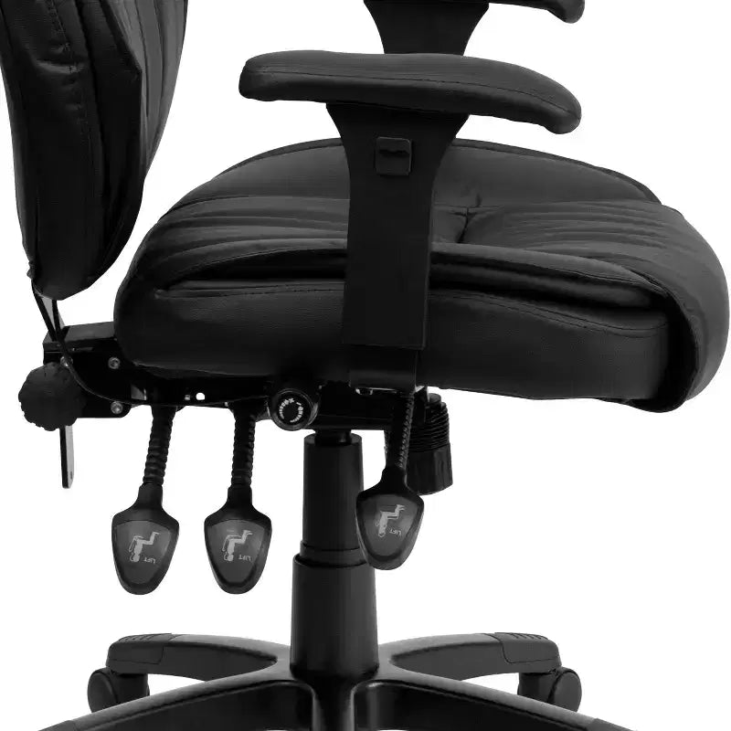 Sedia da ufficio ergonomica multifunzione in LeatherSoft nero con schienale alto e manopola lombare